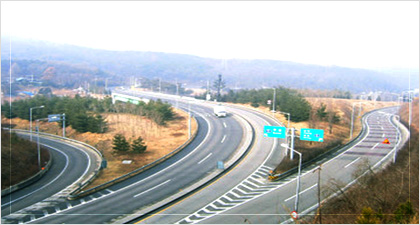 고속도로 연결로 사진